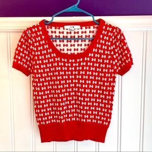 XXI Forever 21 bow sweater - Minnie Mouse inspired